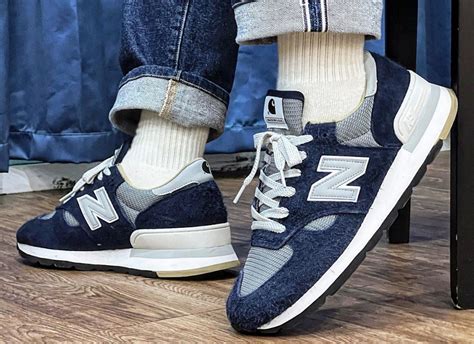 new balance carhartt 990v1